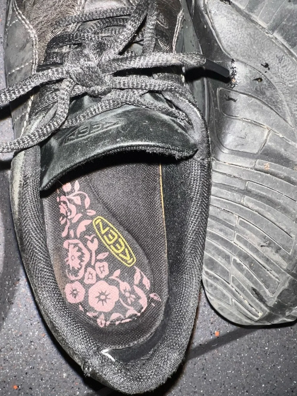 KEEN Black Leather Lace-Up women’s Oxford Shoes - Picture 5 of 5